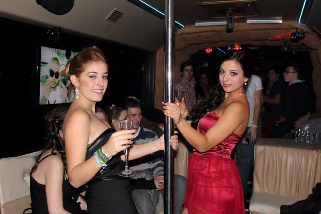 Szalagavató transzfer a partybusszal